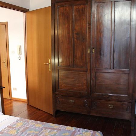 Apartament La Casa Di Rina Ponzone Zewnętrze zdjęcie